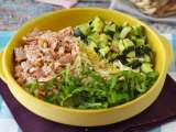 लेख: Orzo या रिसोनी: यह छोटी पास्ता क्या है और यह सूप, सलाद और क्रीमी डिश में इतना अच्छा क्यों काम करता है