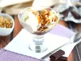 रेसिपी Sundae, अमेरिकी मीठा आइसक्रीम