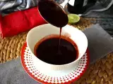रेसिपी संग्रिया सॉस कैसे बनाएं? आपके मांस के साथ परोसने के लिए एकदम सही!