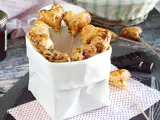 रेसिपी रास्पबेरी और चॉकलेट के साथ कुरकुरे पाई पॉप्स