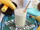रेसिपी केले और वनीला का मिल्कशेक