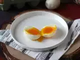 रेसिपी एयर फ्रायर में अंडा उबालना, एकदम सही पकाने के लिए अचूक तरकीब!