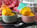 रेसिपी आम और नींबू के शर्बत में केवल 3 सामग्री हैं और इसे 5 मिनट में परोसने के लिए तैयार किया जा सकता है!