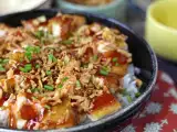 रेसिपी क्रिस्पी चिकन डिश, जिसे घर पर बनाने के लिए tasty crousty के तरीके से तैयार किया गया है