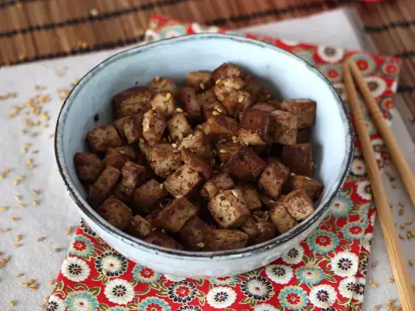 रेसिपी एशियाई स्वादों में मैरीनेटेड टोफू (हाँ, आप इसके बाद टोफू पसंद करेंगे!)