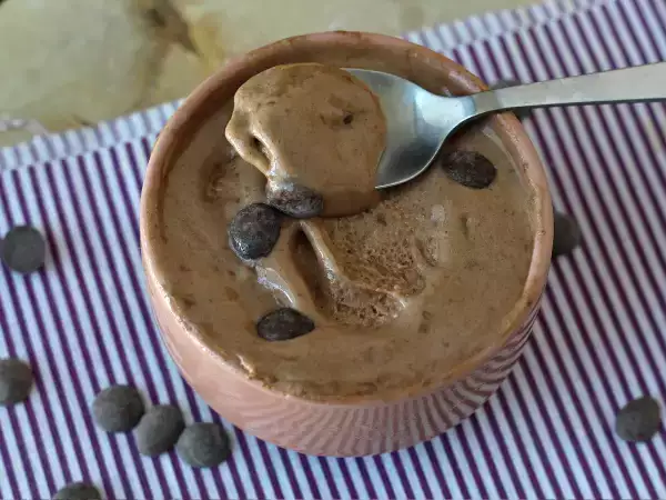रेसिपी चॉकलेट व्हे प्रोटीन आइसक्रीम, 5 मिनट में तैयार!