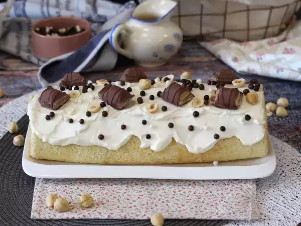 रेसिपी आसान रोल क kinder bueno का स्वाद, जन्मदिन के केक या क्रिसमस के लिए लॉग के रूप में परफेक्ट!