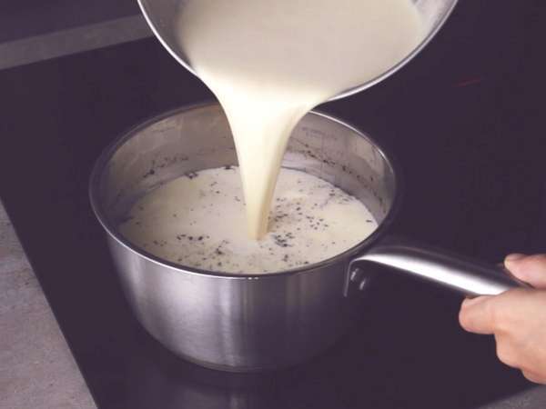 फ्रेंकस्टाइन क्रीम हैलोवीन के लिए - तैयारी चरण 5