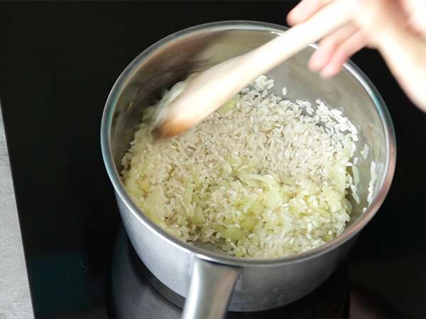 चीज़ और चोरिज़ो वाला रिसोट्टो - तैयारी चरण 2