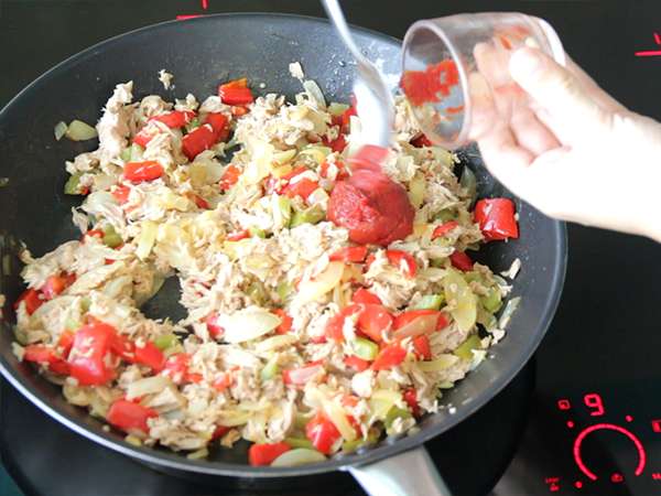 स्पेनिश थन की एंपानाडा - तैयारी चरण 4