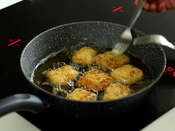 फ्राइड मिल्क स्पेनिश मिठाई - तैयारी चरण 7