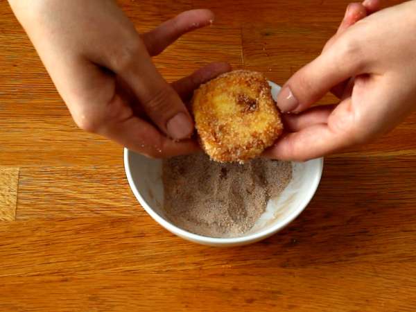 फ्राइड मिल्क स्पेनिश मिठाई - तैयारी चरण 8