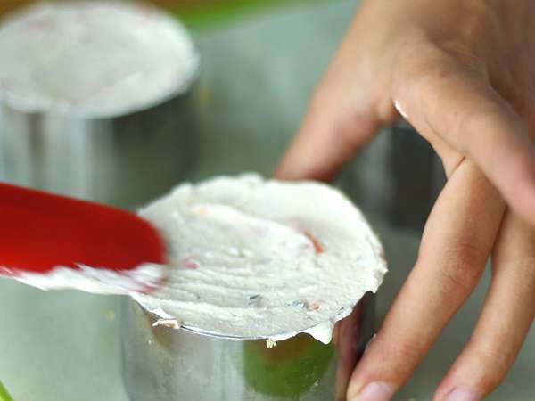 साल्मन के साथ नमकीन चीज़केक - तैयारी चरण 4