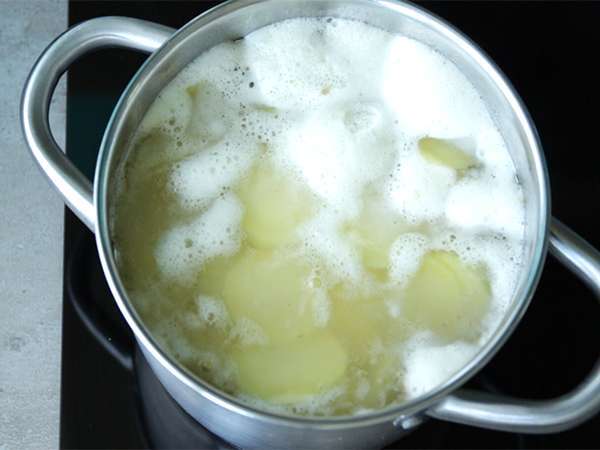 कैंटल के आलू की टार्ट टाटिन - तैयारी चरण 1