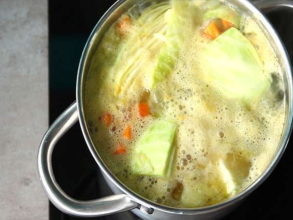 सादा गोभी का सूप - तैयारी चरण 4