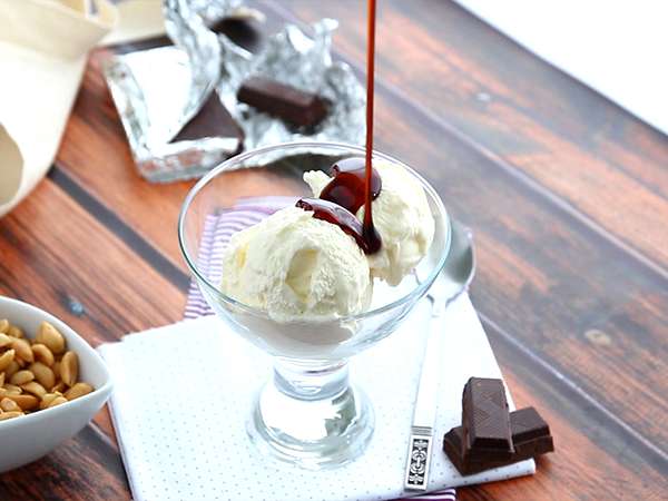 Sundae, अमेरिकी मीठा आइसक्रीम - तैयारी चरण 3