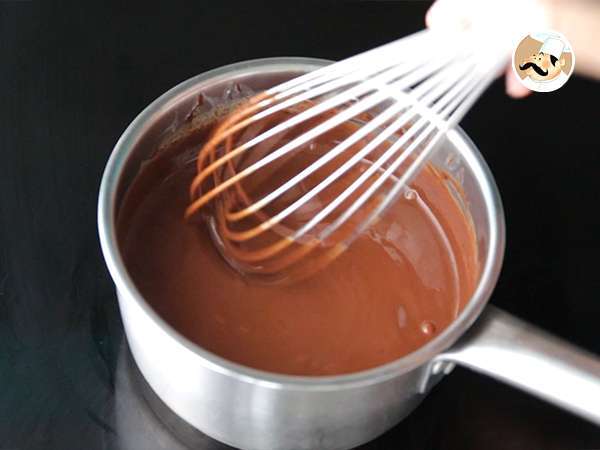 चॉकलेट की गनाश कैसे बनाएं? - तैयारी चरण 2