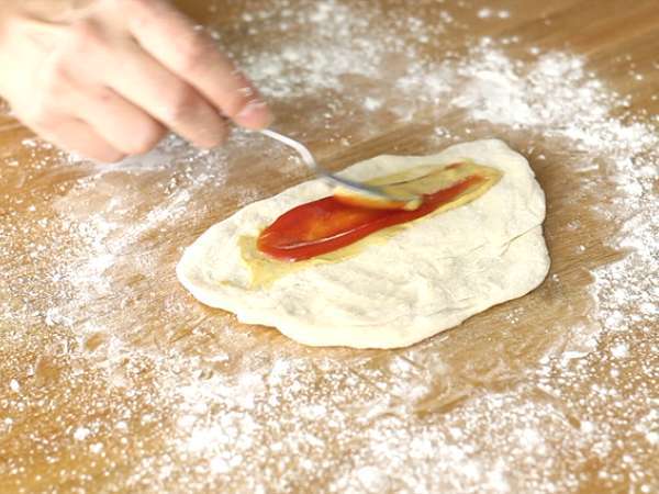 स्पिरो कुत्ते, घर के बने हॉट डॉग्स - तैयारी चरण 4
