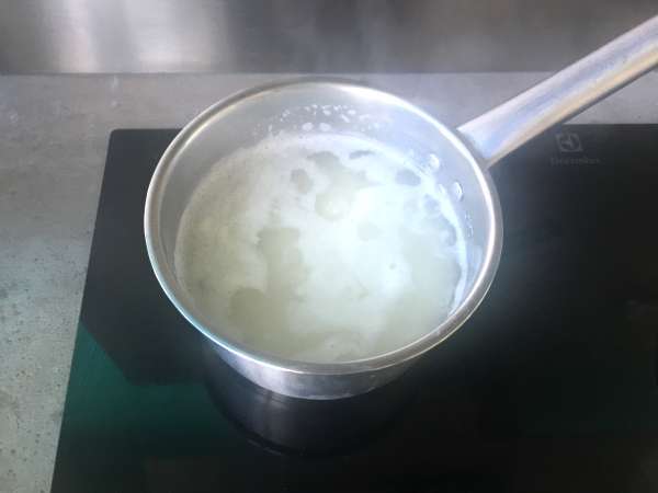 नींबू और फेटा के साथ ज़ुकीनी - तैयारी चरण 4