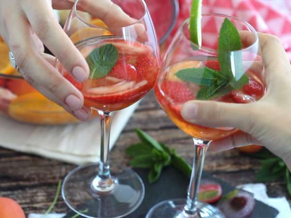 संग्रिया वाइन सफेद - संग्रिया सफेद - तैयारी चरण 5