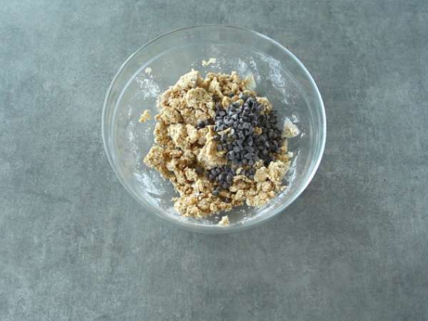 ओकारा कुकीज़ - शाकाहारी और ग्लूटेन-मुक्त नुस्खा - तैयारी चरण 2