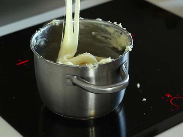 Aligot saucisse - तैयारी चरण 5