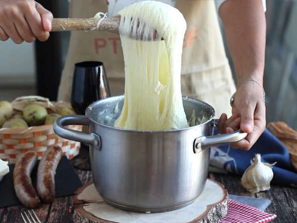Aligot saucisse - तैयारी चरण 6