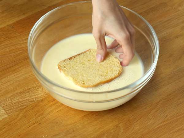 चीज़केक बार्स और फ्रेंच टोस्ट (French toast cheesecake bars) - तैयारी चरण 3