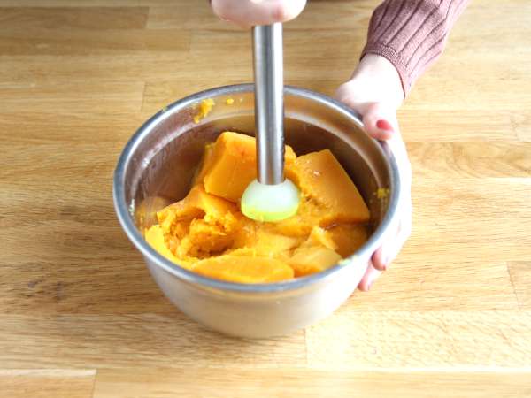 कद्दू और नारियल का केक (आसान) - तैयारी चरण 1