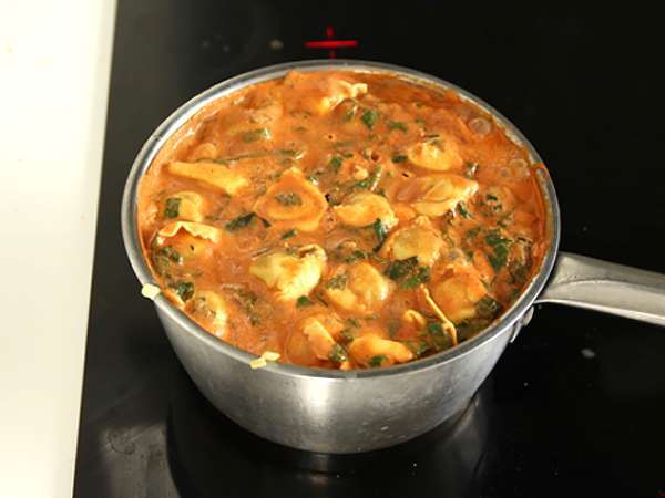 टॉर्टेलिनी का सूप - तैयारी चरण 6