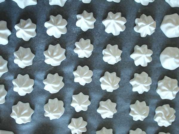 Aquafaba के साथ वेगन मेरिंग्यूज - तैयारी चरण 3