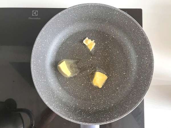 एक पोर्क चॉप को पैन में कैसे पकाएं? - तैयारी चरण 2