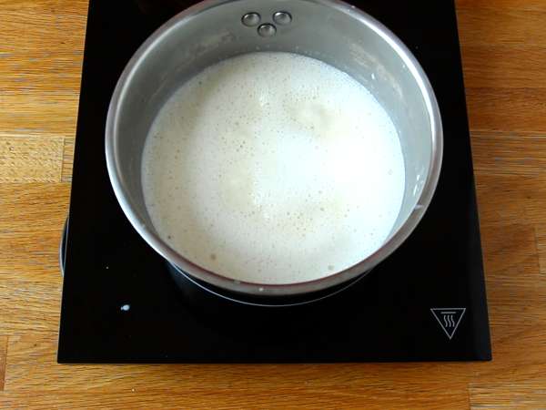 वेनिला panna cotta और अंजीर की सॉस - तैयारी चरण 2