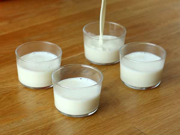 वेनिला panna cotta और अंजीर की सॉस - तैयारी चरण 4