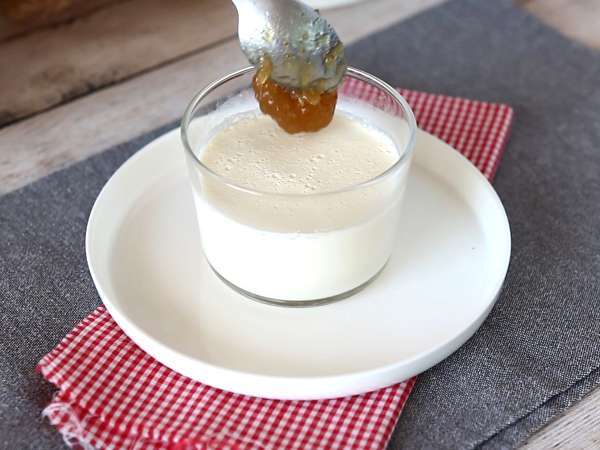 वेनिला panna cotta और अंजीर की सॉस - तैयारी चरण 5