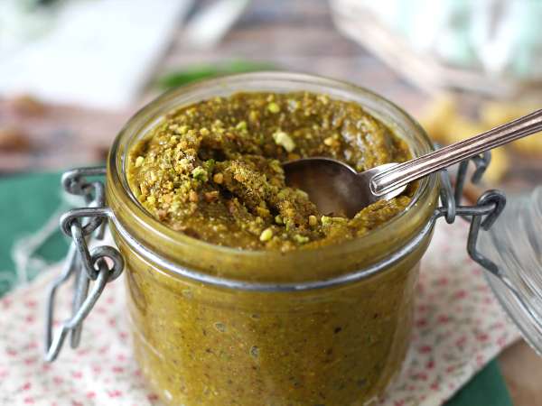 पिस्ता पेस्टो पास्ता, एक स्वादिष्ट और बनाने में आसान नुस्खा - तैयारी चरण 2