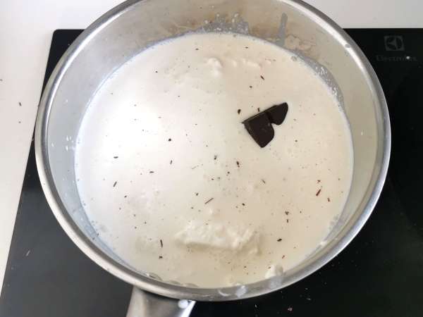 चॉकलेट का फ्लान पाटिसियर जो आपको बचपन की याद दिलाएगा - तैयारी चरण 2