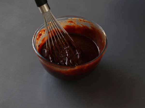चॉकलेट और चेस्टनट क्रीम के साथ EXTRA FONDANT केक केवल 4 सामग्री के साथ - तैयारी चरण 2