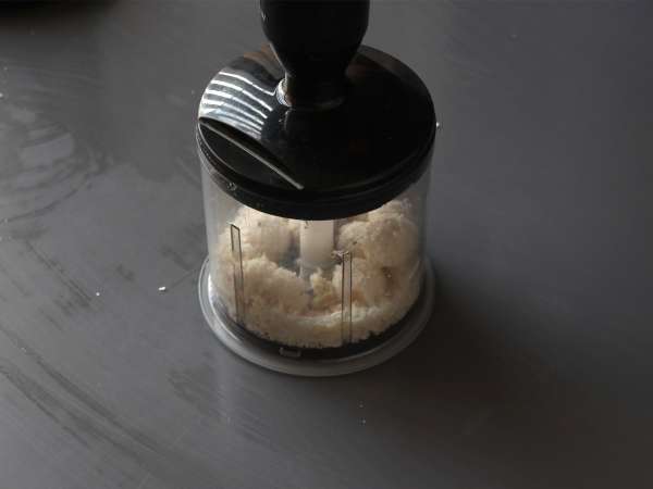 Tiramisu Raffaello जो नारियल के अच्छे स्वाद के साथ है - तैयारी चरण 1