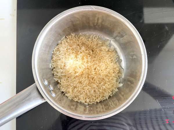 चावल, लाल सेम और बेकन: क्यूबाई व्यंजनों का एक पारंपरिक व्यंजन - तैयारी चरण 5