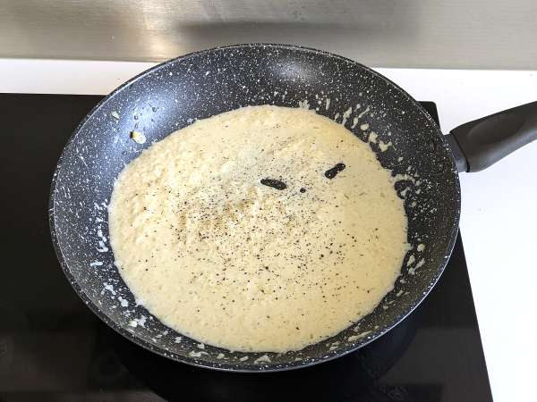प्याज की क्रीम पेस्टा: एक स्वादिष्ट और सुपर सस्ता पहला व्यंजन! - तैयारी चरण 5