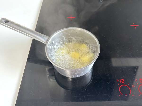 एयर फ्रायर में कुरकुरे ट्यूना बॉल: एक अविश्वसनीय नाश्ता! - तैयारी चरण 1
