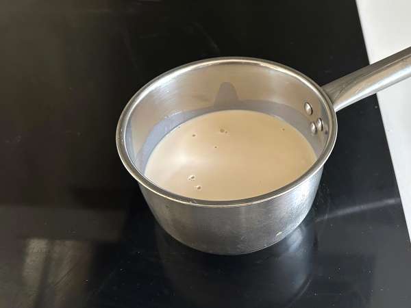 गोल्डन मिल्क या दूध सुनहरा: स्वास्थ्य और कल्याण का पेय! - तैयारी चरण 2
