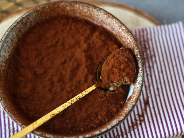 रात भर भिगोए गए ओट्स, तिरामिसु का स्वाद, कॉफी और कोको के साथ परफेक्ट नाश्ता! - तैयारी चरण 6