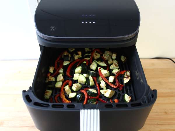 चिकन पेपरoni और जुचिनी एयर फ्रायर में: 20 मिनट में तैयार! - तैयारी चरण 4