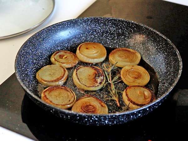 प्याज की टार्टलेट्स टैटिन - तैयारी चरण 4