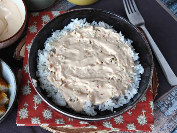 क्रिस्पी चिकन डिश, जिसे घर पर बनाने के लिए Tasty crousty के तरीके से तैयार किया गया है - तैयारी चरण 6