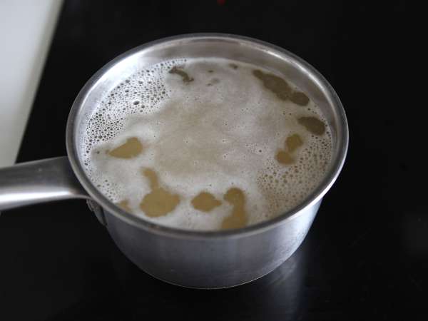 साल्मन और ज़ुकीनी के साथ ऑर्ज़ो पास्ता सलाद - तैयारी चरण 1