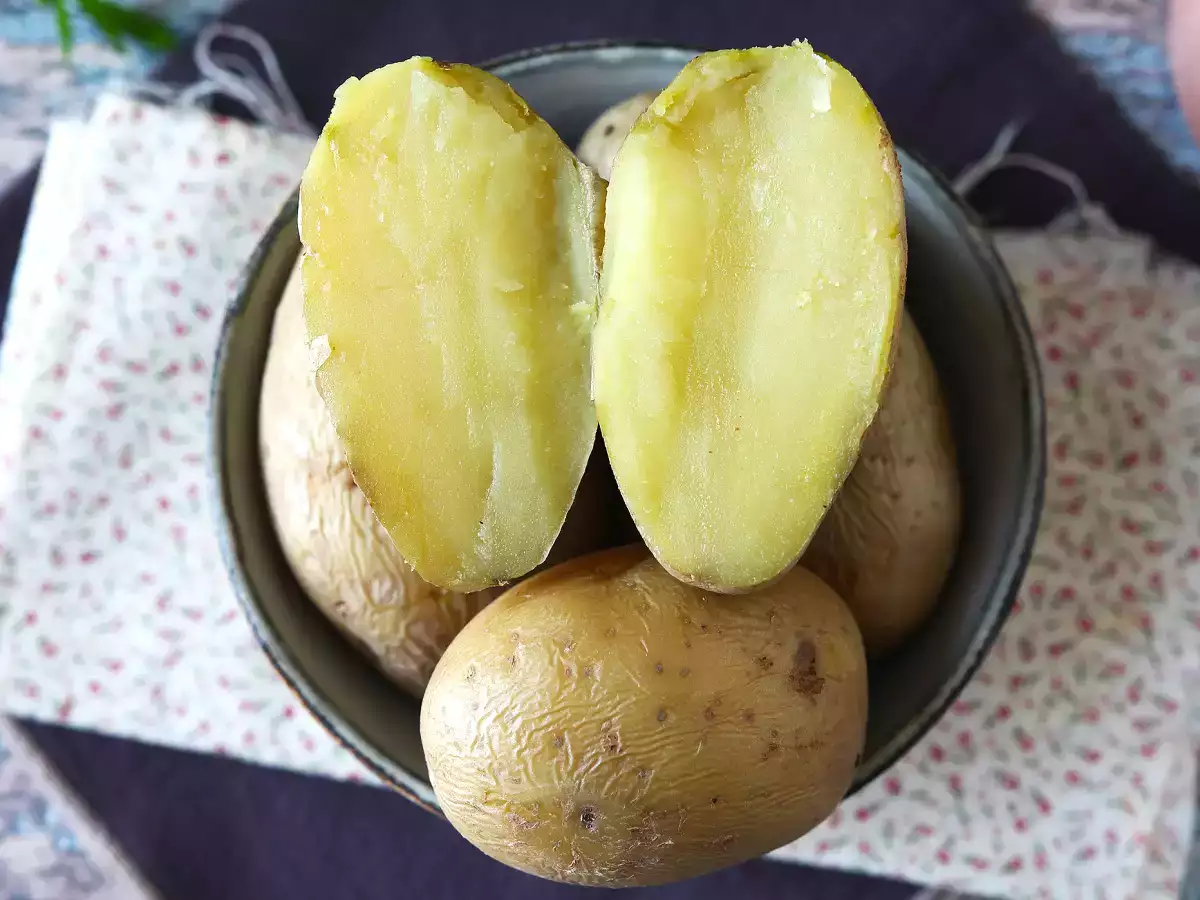 आलू को पानी में कैसे उबालें? - फोटो 3