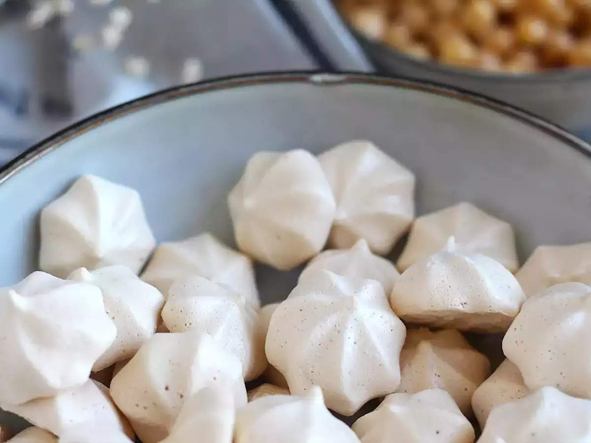 Aquafaba के साथ वेगन मेरिंग्यूज - फोटो 5